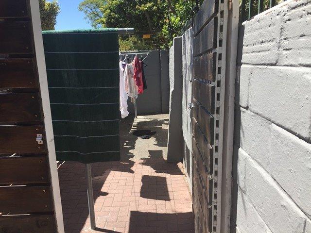 1 Bedroom Property for Sale in Kenilworth Western Cape